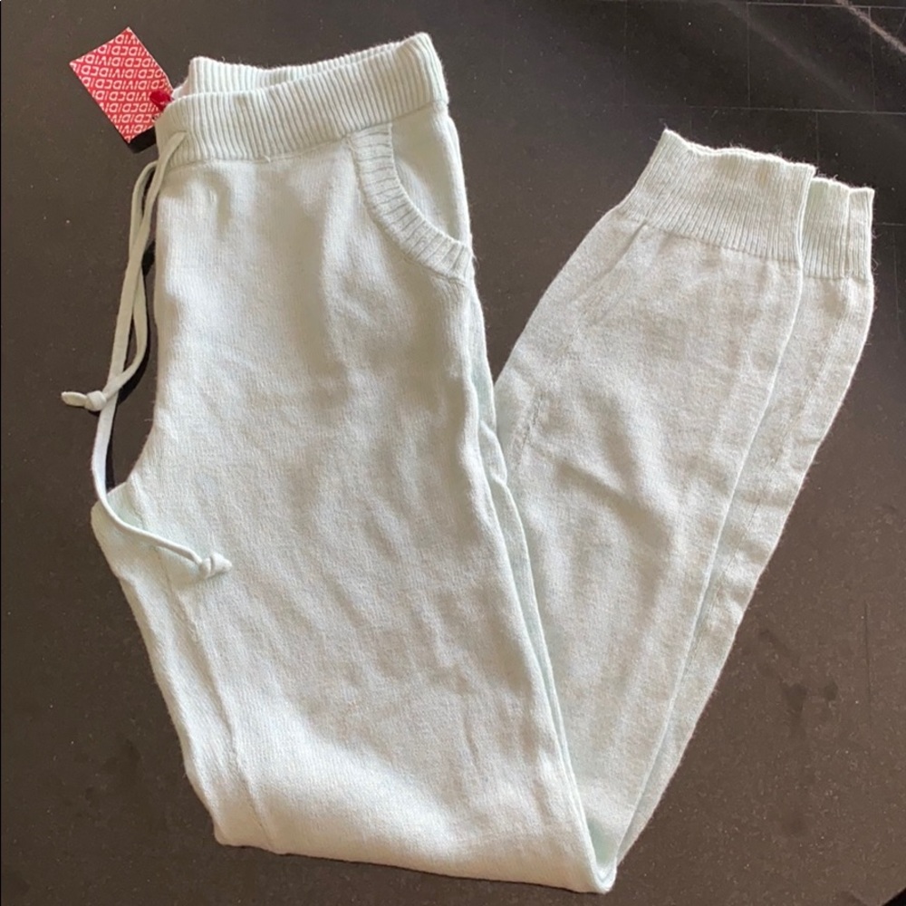 Sweat Pants - Picture 2 of 4